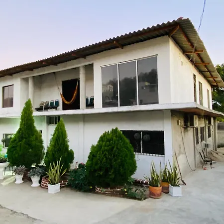 Villa Dilia Hostal